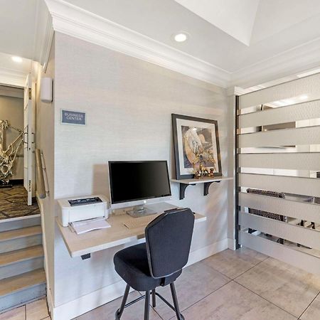 Best Western Брентуд Екстериор снимка