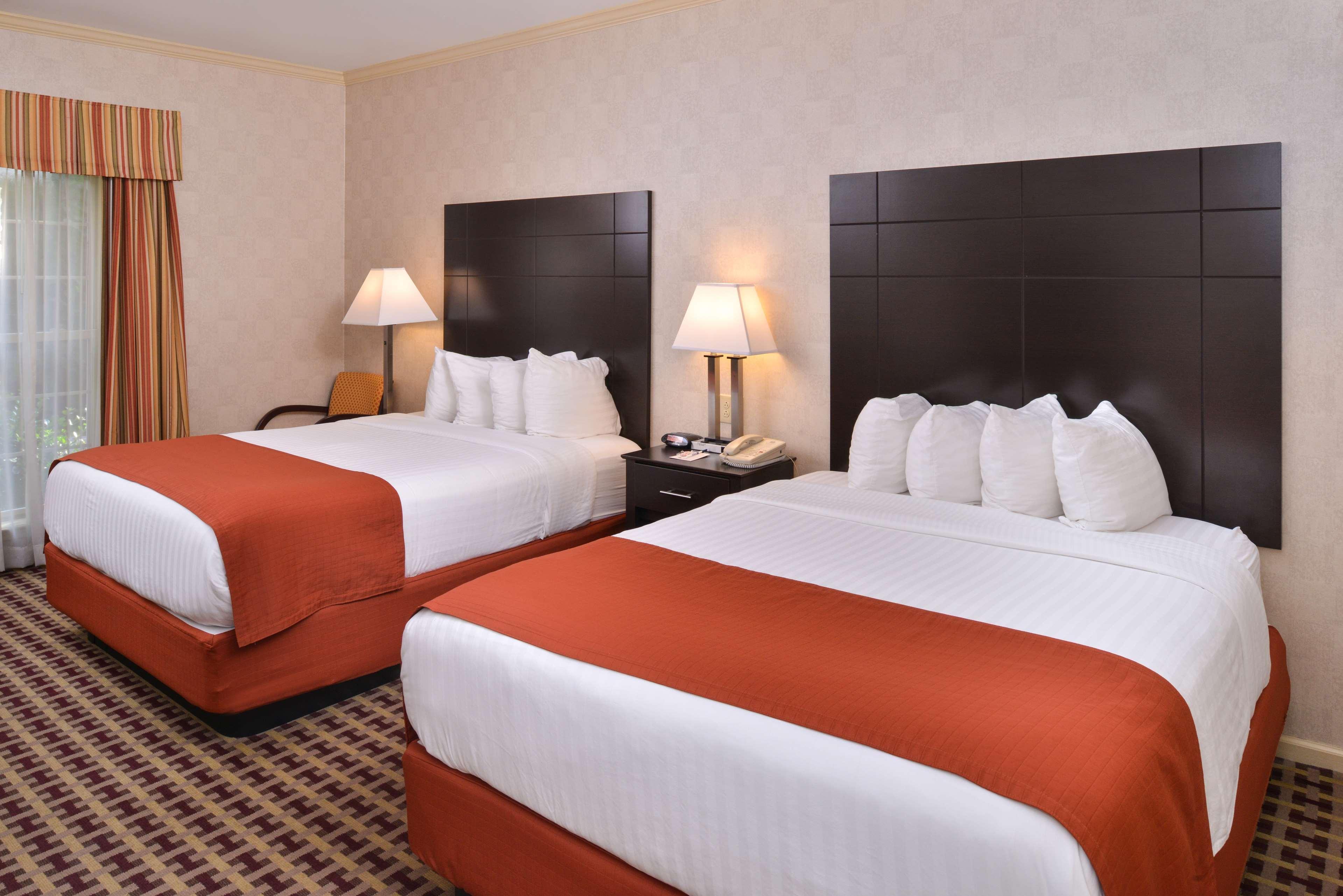 Best Western Брентуд Екстериор снимка